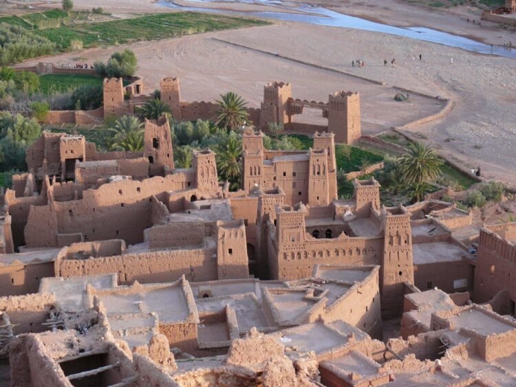 Excursion 2 jours à Ouarzazate, Ait Ben Haddou et Oasis Fint depuis Marrakech